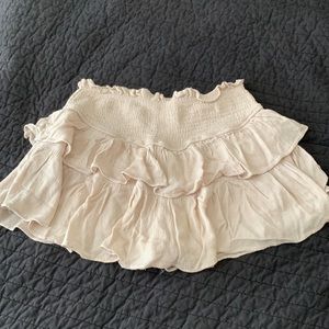 Small Flowy Cream Colored Boutique Shorts